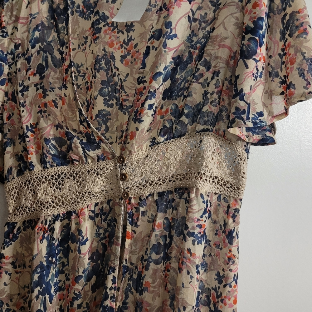Hi-low blouse